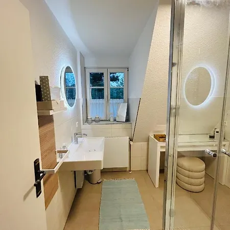 Maisonette-fewo Unter Reet, 50m Zum Meer, Strandidyll Apartmán *