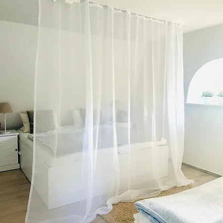 Apartment Maisonette-fewo Unter Reet, 50m Zum Meer, Strandidyll