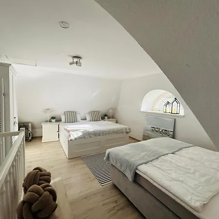 Apartamento Maisonette-fewo Unter Reet, 50m Zum Meer, Strandidyll Zingst